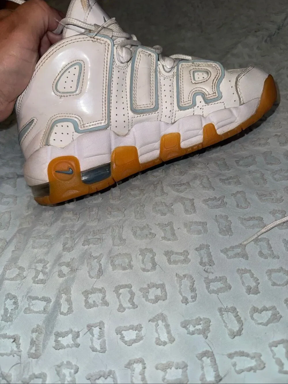 Nike Air Uptempo ocean bliss sneakers size 4.5 Youth